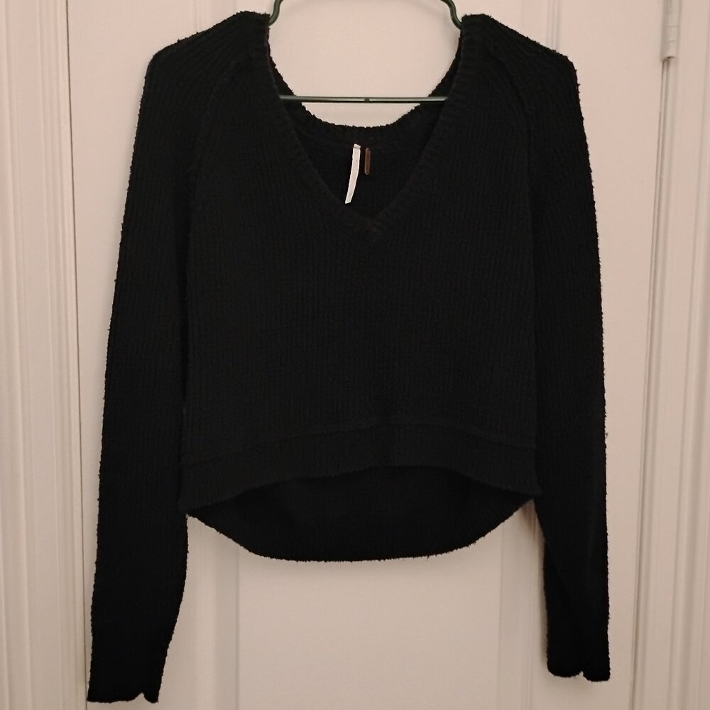 Free People | High Low V Neck Sweater In Black | Size Small / Petite